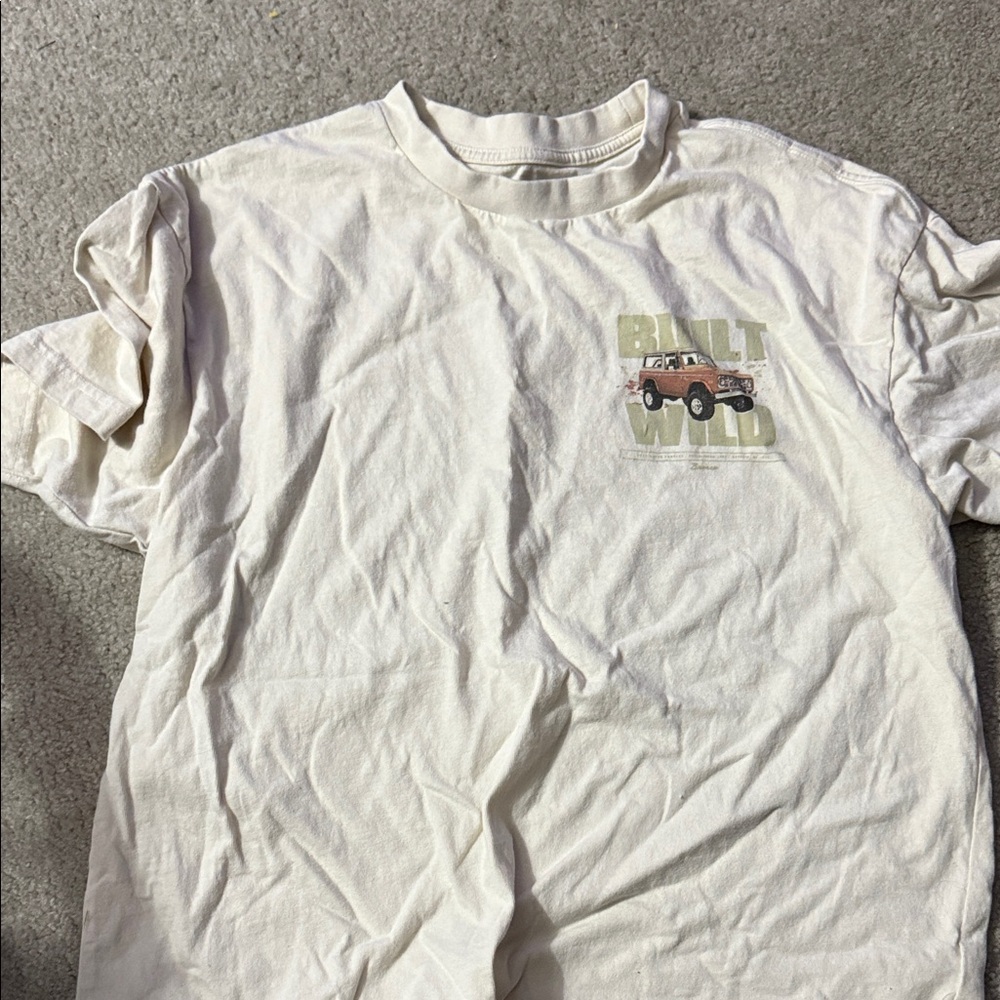 American Eagle Outfitters Cream Boxy Fit Tee - Picture 2 of 4